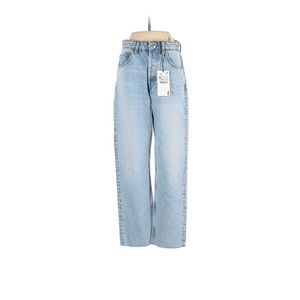 NWT ZARA Highrise Ankle Length Straight Jean Size 4